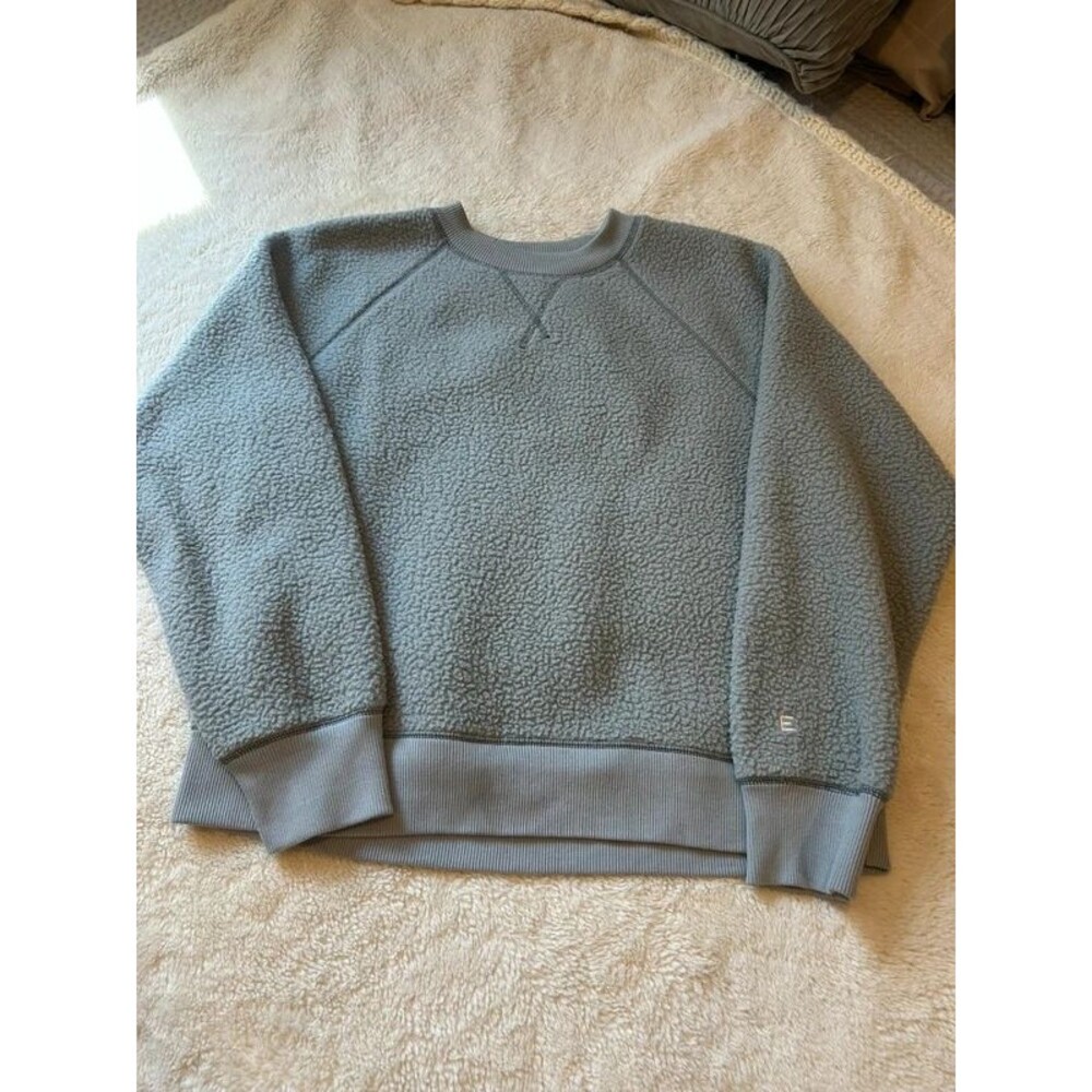 Women's Everlane XL Light Blue Fuzzy Soft Crew Neck Sweatshirt